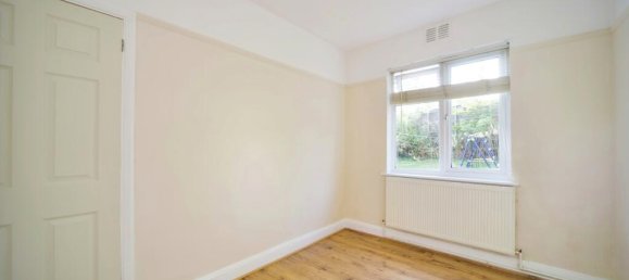 2 bedrooms Apartment in Enfield, United Kingdom No. 11521 10