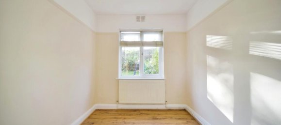 2 bedrooms Apartment in Enfield, United Kingdom No. 11521 11