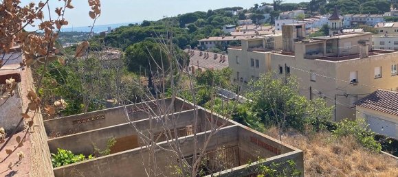  Land in Sant Feliu de Guixols, Spain No. 182528 3