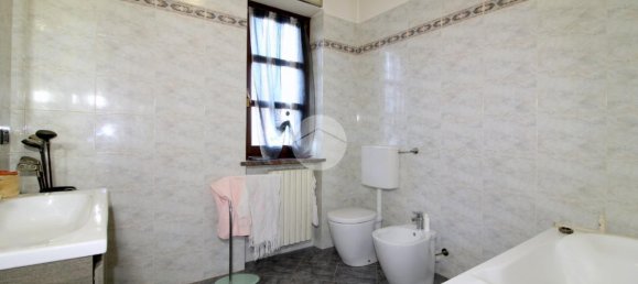 5 rooms Villa in Monticello d'Alba, Italy No. 2433 18