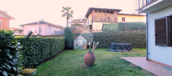 5 rooms Villa in Monticello d'Alba, Italy No. 2433 3