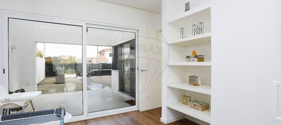 3 chambres Maison à Cascais, Portugal No. 49823 5