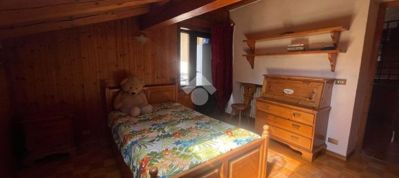 Apartamento de 3 divisões em Nus, Italy N.º 77242 37