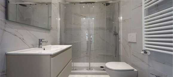 2 bedrooms Apartment in Milan, Italy No. 364959 16