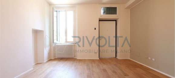 2 bedrooms Apartment in Milan, Italy No. 364959 5