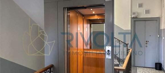 2 bedrooms Apartment in Milan, Italy No. 364959 8