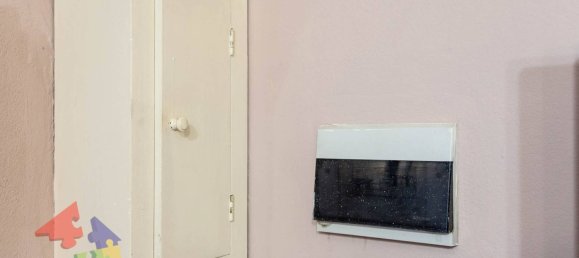 Casa T2 em Vernate, Italy N.º 20911 75