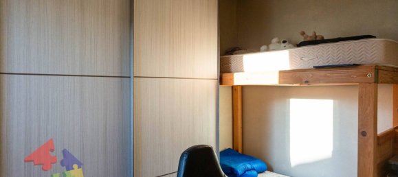 Casa T2 em Vernate, Italy N.º 20911 58