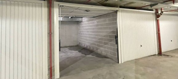 15m² Garage in Milan, Italy No. 241834 3