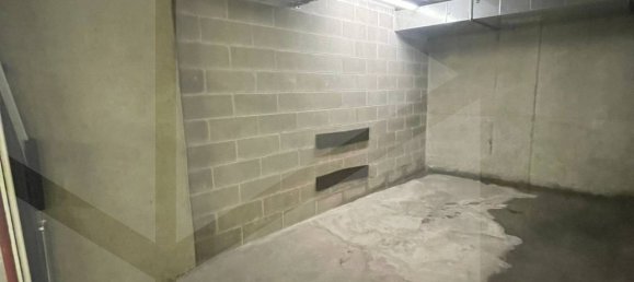 15m² Garage in Milan, Italy No. 241834 9