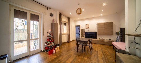 2 rooms Apartment in Livorno, Italy No. 114054 12