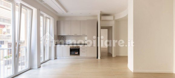 1 Schlafzimmer Wohnung in Rome, Italy, Nr. 283918 2
