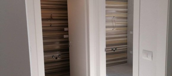 4 rooms Apartment in Budrio, Italy No. 30897 5