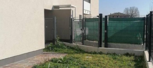 4 rooms Apartment in Budrio, Italy No. 30897 9