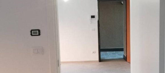 4 rooms Apartment in Budrio, Italy No. 30897 2