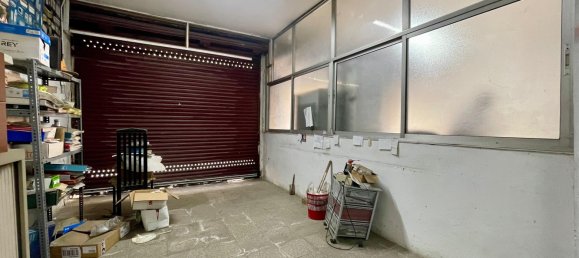 Коммерческая недвижимость 341м² в Бадалона, Испания № 138105 9