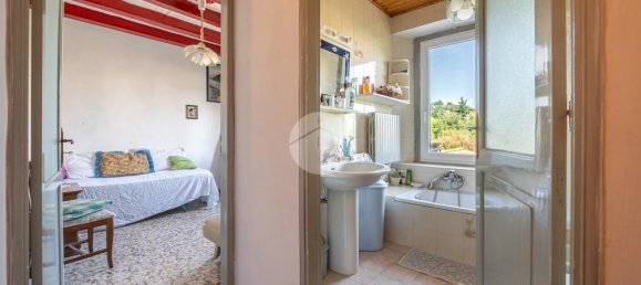 4 bedrooms House in Lesignano de' Bagni, Italy No. 310059 12