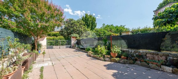 4 bedrooms House in Lesignano de' Bagni, Italy No. 310059 2