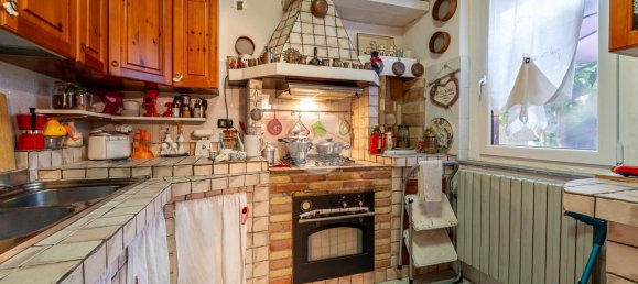 4 bedrooms House in Lesignano de' Bagni, Italy No. 310059 8