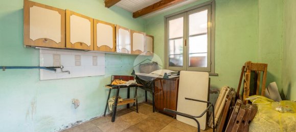 4 bedrooms House in Lesignano de' Bagni, Italy No. 310059 25