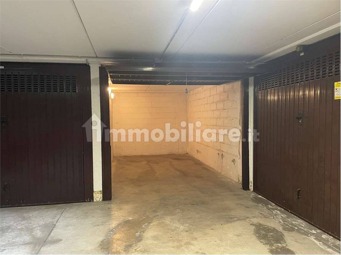 15m² Garage in Rho, Italy No. 272695