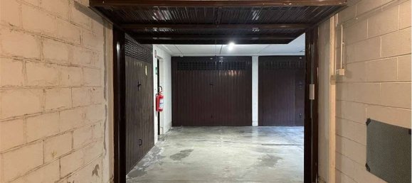 15m² Garage in Rho, Italy No. 272695 5