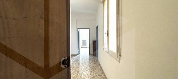 3 rooms Apartment in Casalecchio di Reno, Italy No. 28895 8