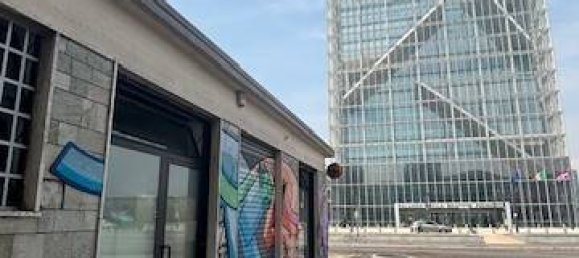 4 rooms Commercial property in Turin, Italy No. 302783 2