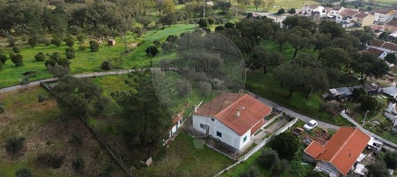3 Schlafzimmer Haus in Longomel, Portugal, Nr. 70615 4