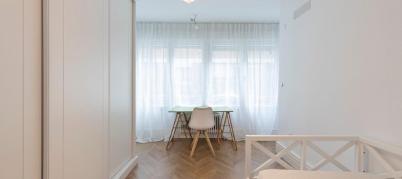 5 bedrooms Apartment in Granada, Spain No. 77319 26