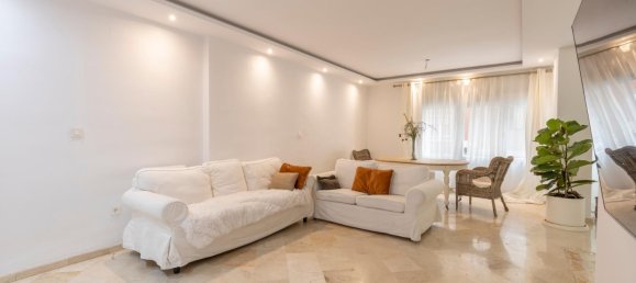 5 bedrooms Apartment in Granada, Spain No. 77319 14