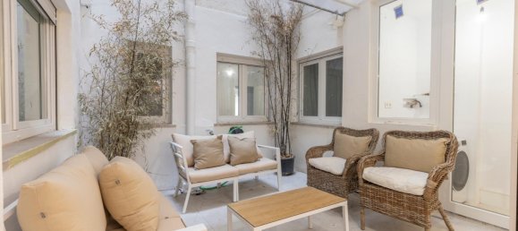 5 bedrooms Apartment in Granada, Spain No. 77319 3