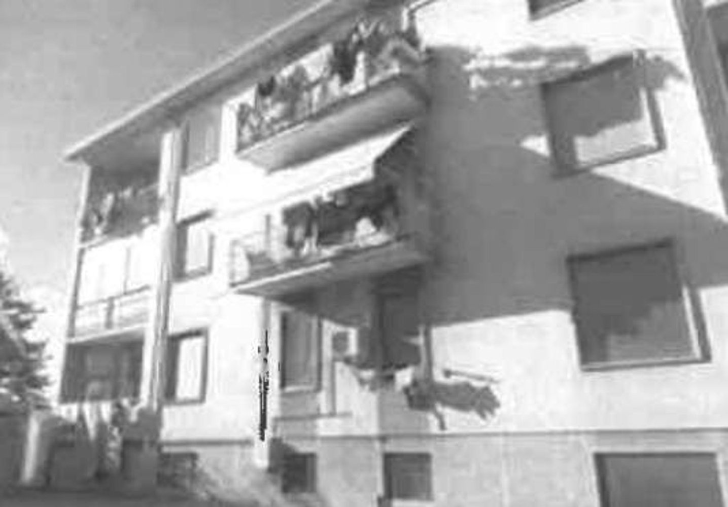 Apartamento de 4 habitaciónes en Lonate Pozzolo, Italy No. 179668