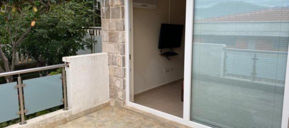 3 bedrooms Commercial property in Tivat, Montenegro No. 132 5
