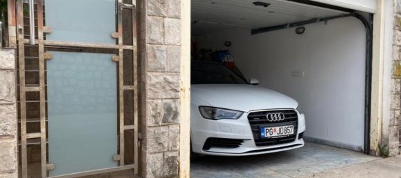 3 bedrooms Commercial property in Tivat, Montenegro No. 132 3