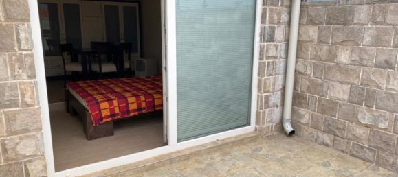 3 bedrooms Commercial property in Tivat, Montenegro No. 132 6