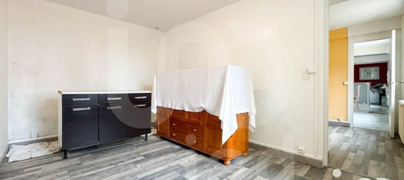 2 Schlafzimmer Haus in Thourotte, France, Nr. 332876 9