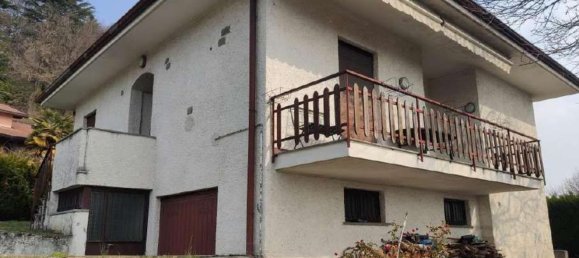 7 rooms Villa in Proserpio, Italy No. 2867 2