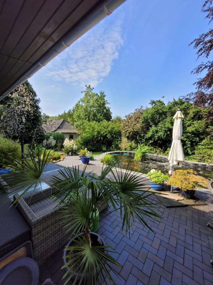 3 bedrooms Bungalow in Nienburg, Germany No. 137718