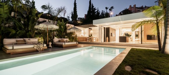4 bedrooms Villa in Marbella, Spain No. 75139 24