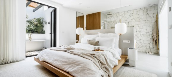 4 bedrooms Villa in Marbella, Spain No. 75139 8