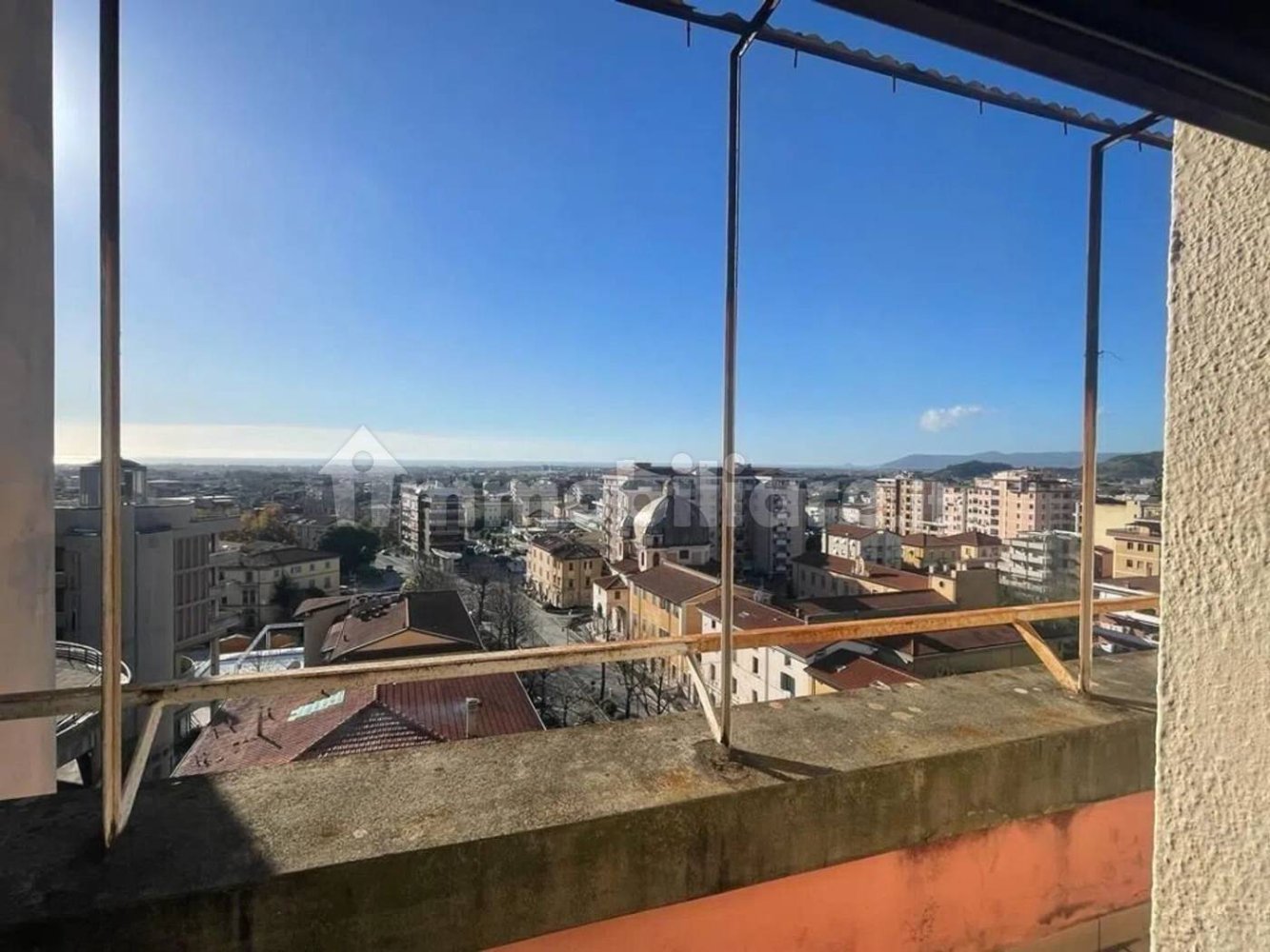 Ático de 7 dormitorios en Massa, Italy No. 35584