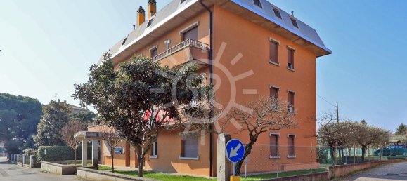 4 bedrooms Apartment in Molinella, Italy No. 347692 10