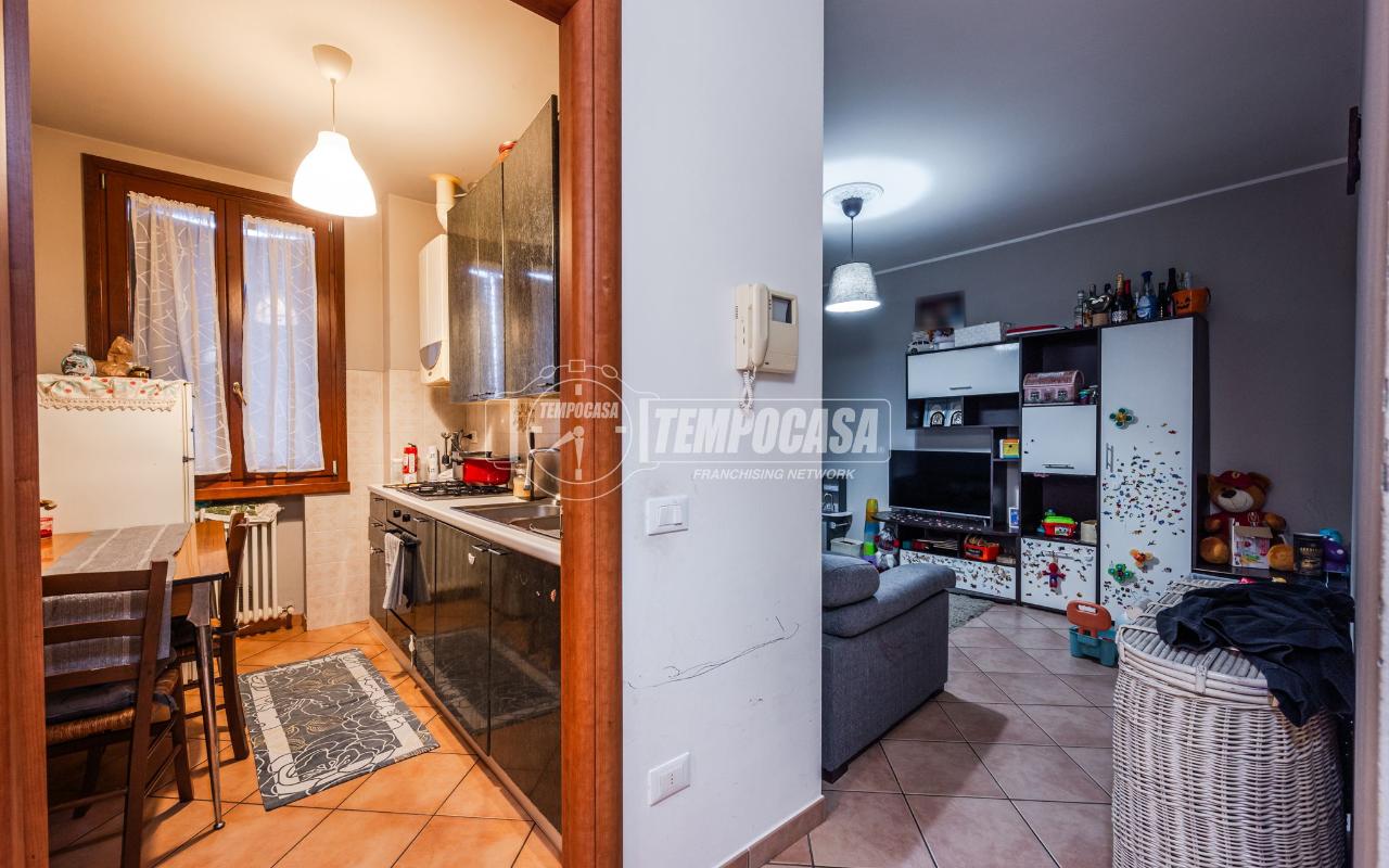 2 rooms Apartment in Medesano, Italy No. 238221