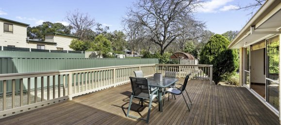 Casa de 5 dormitorios en The Basin, Australia No. 127 4