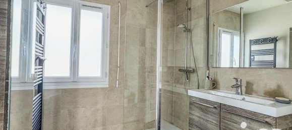 3 Schlafzimmer Haus in Villeneuve-le-Comte, France, Nr. 324932 12