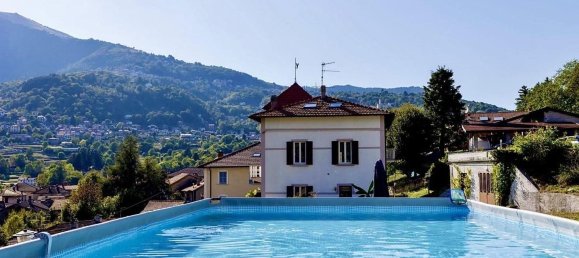 7 rooms Villa in Dizzasco, Italy No. 81649 2