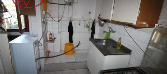 3 rooms Apartment in Terranuova Bracciolini, Italy No. 224901 3