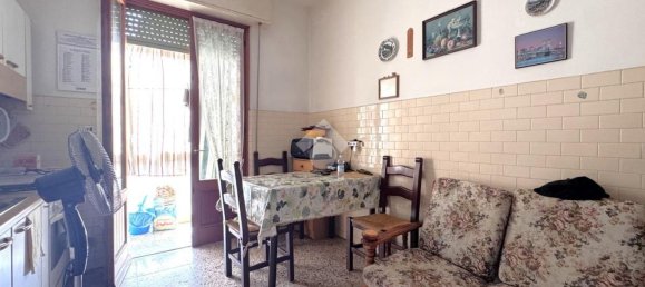 4 rooms Apartment in Montemurlo, Italy No. 268028 6