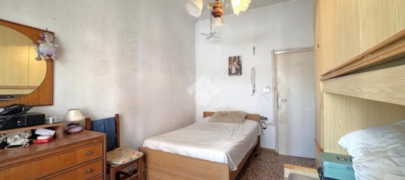 4 rooms Apartment in Montemurlo, Italy No. 268028 13